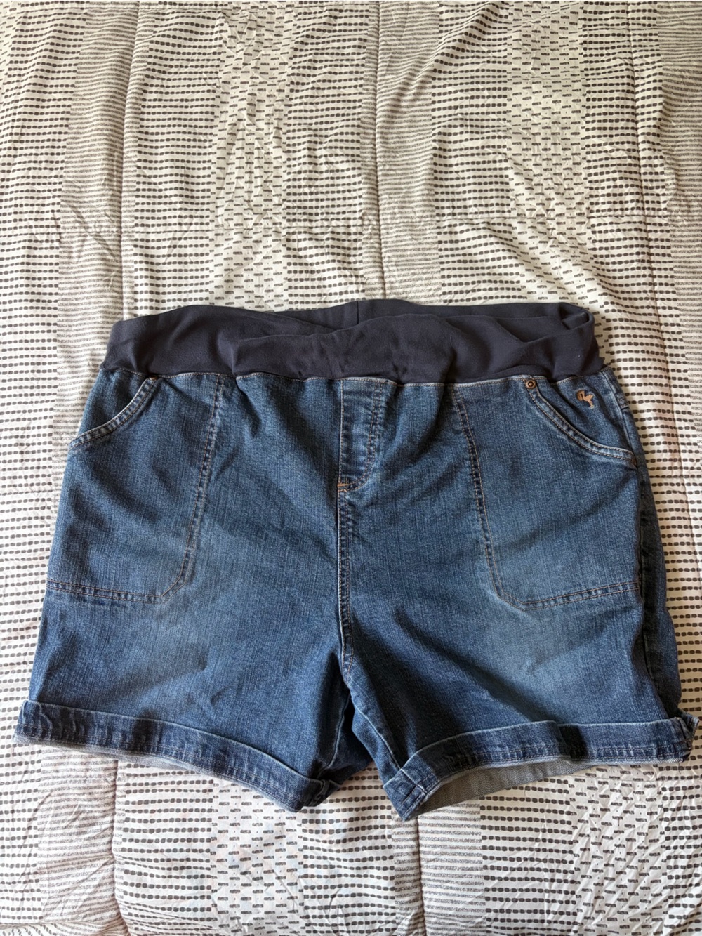 Women’s Maternity Shorts